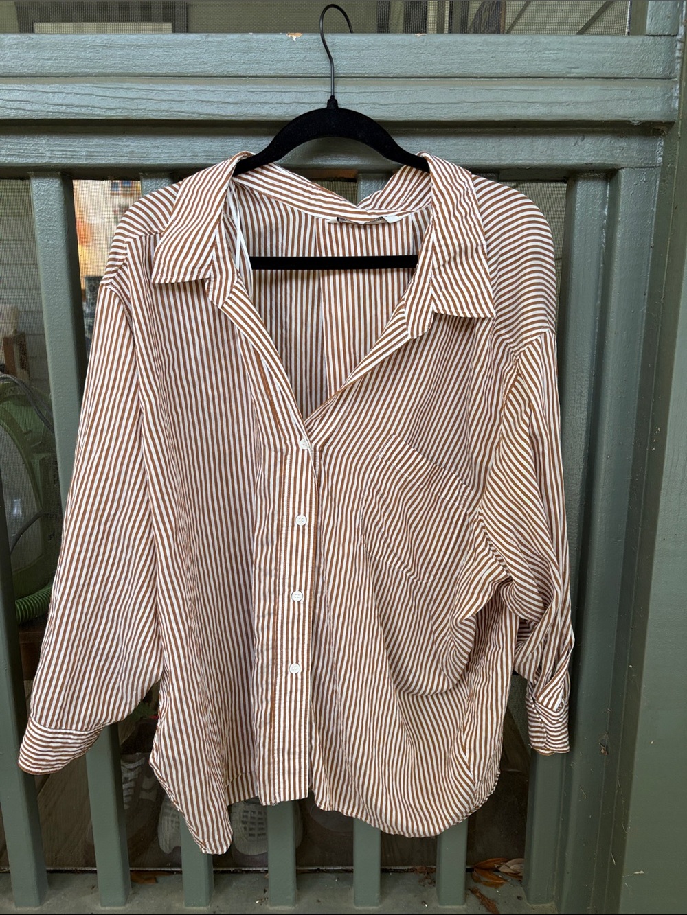 Zara Striped Brown & White Women’s Button-Up Shirt